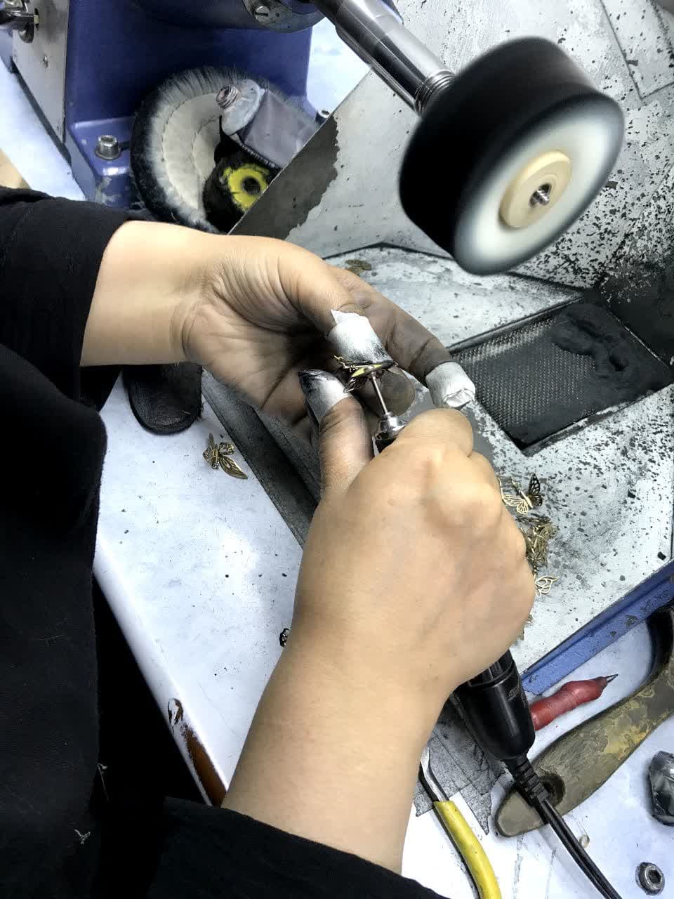 Polishing