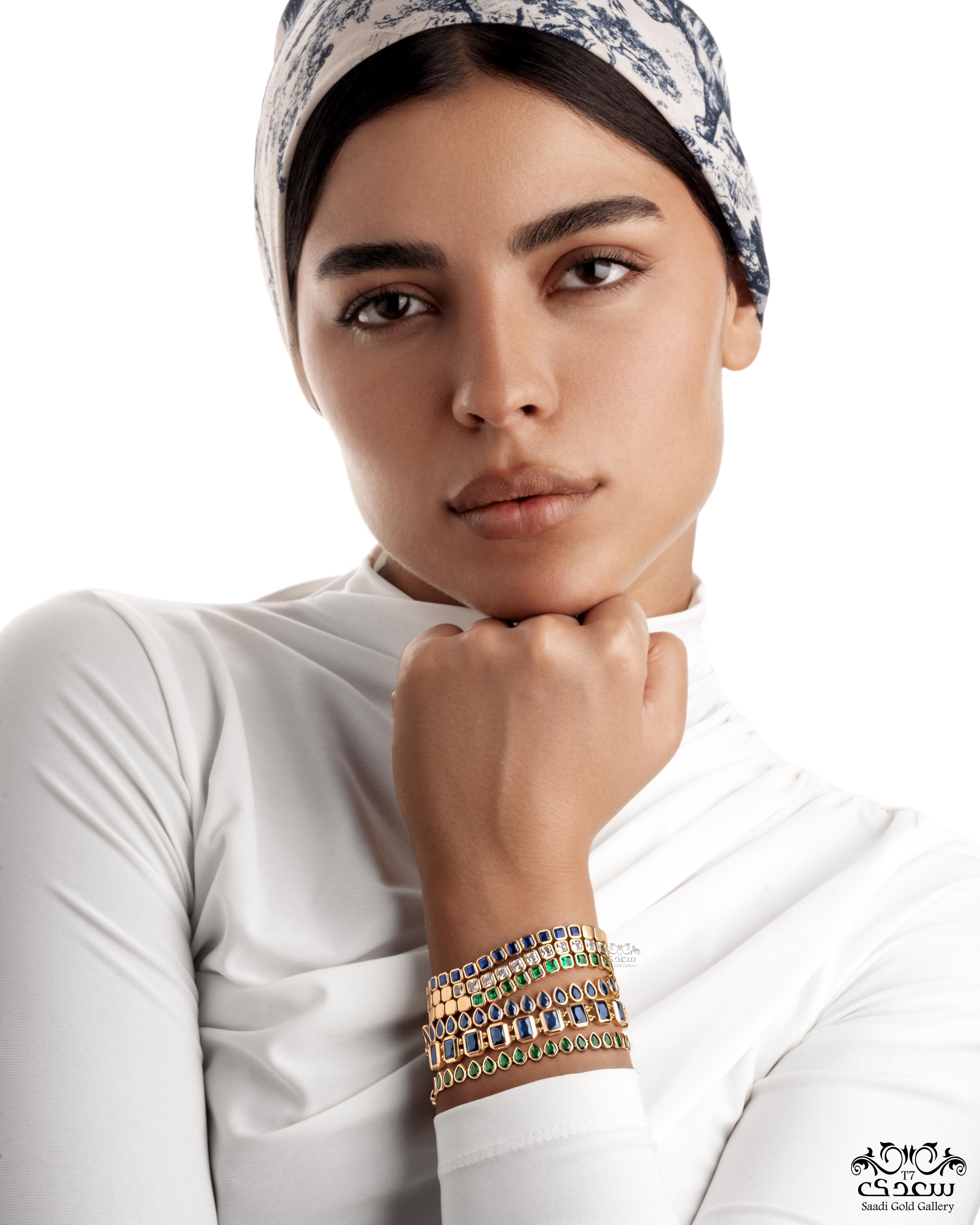 MODELING PHOTO of bracelet