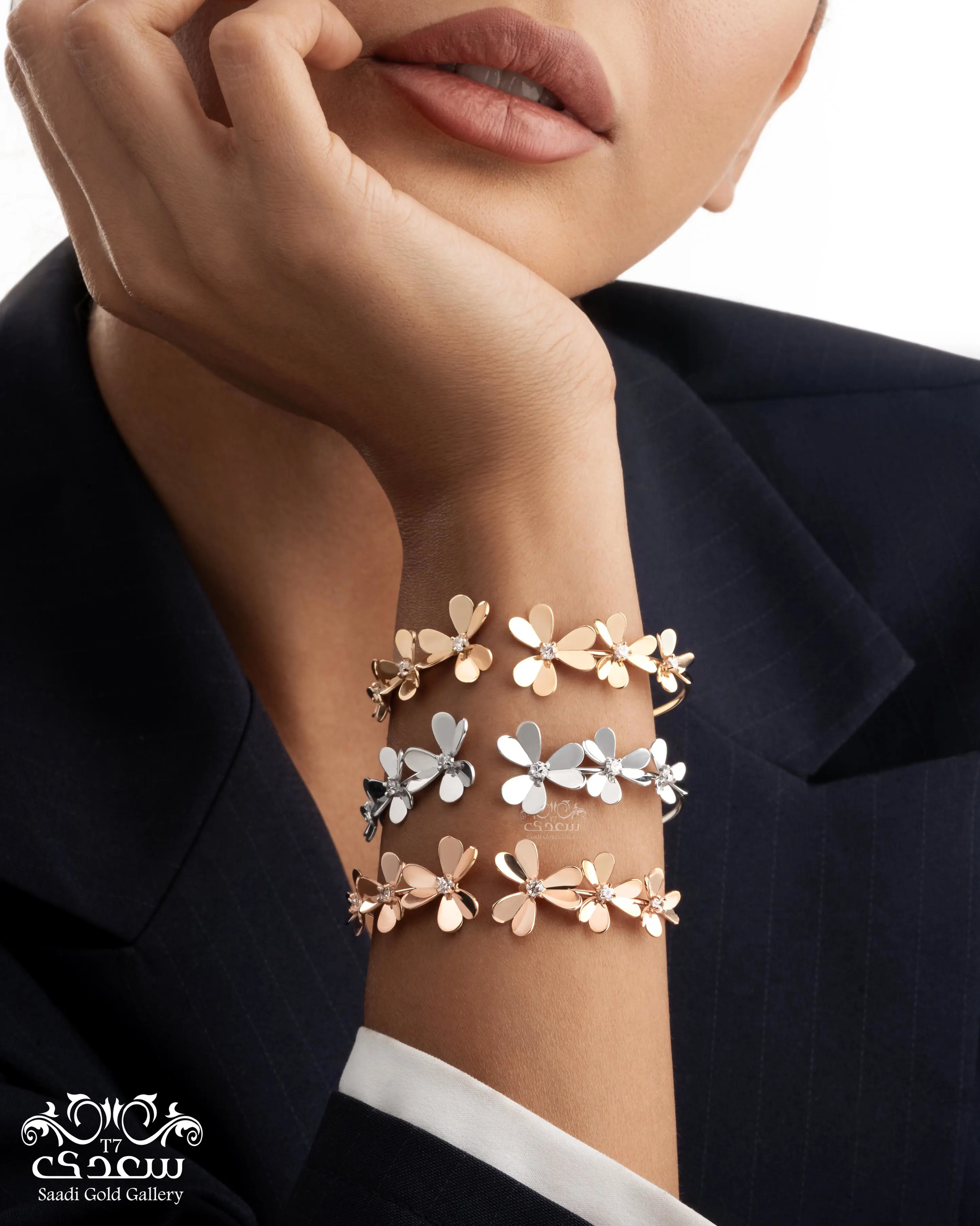 White-Three-Petal-VanCleef-Flower-Bangle